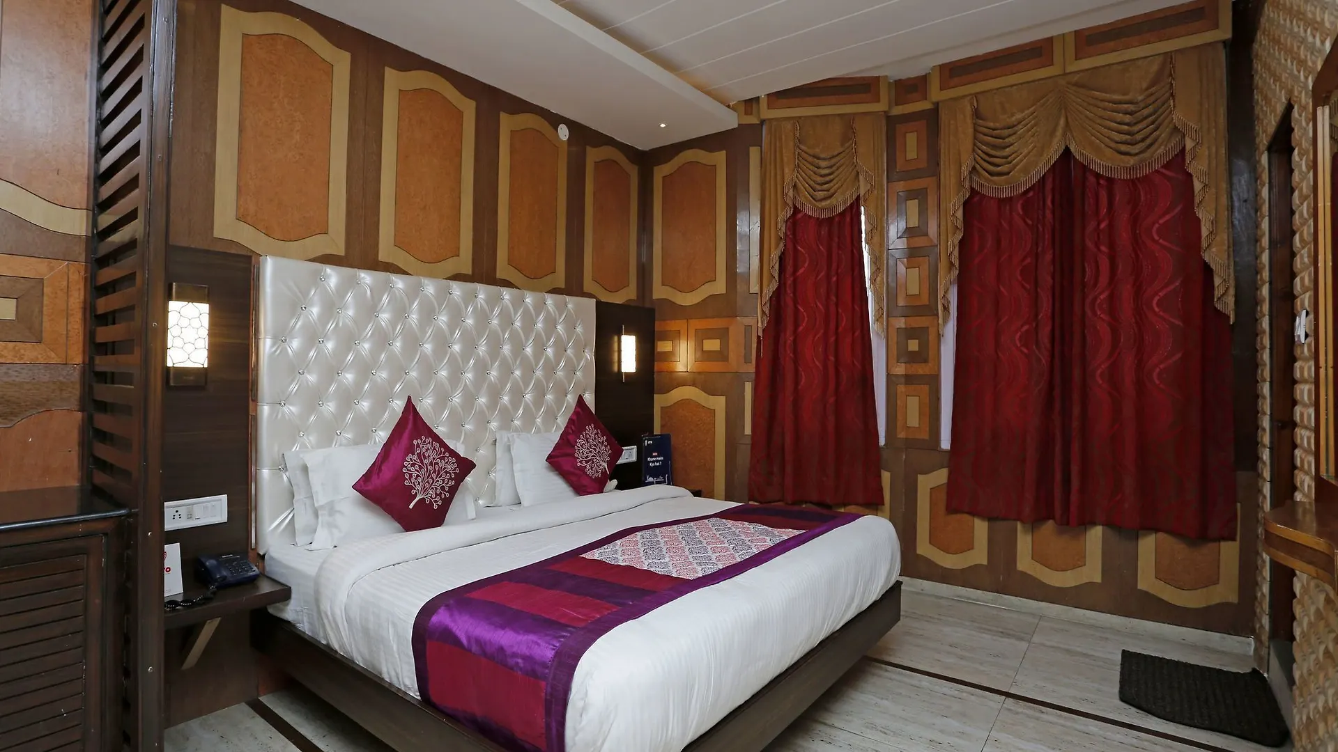 Hotel Oyo 3360 Near Victory Tunnel Shimla 3*,  India