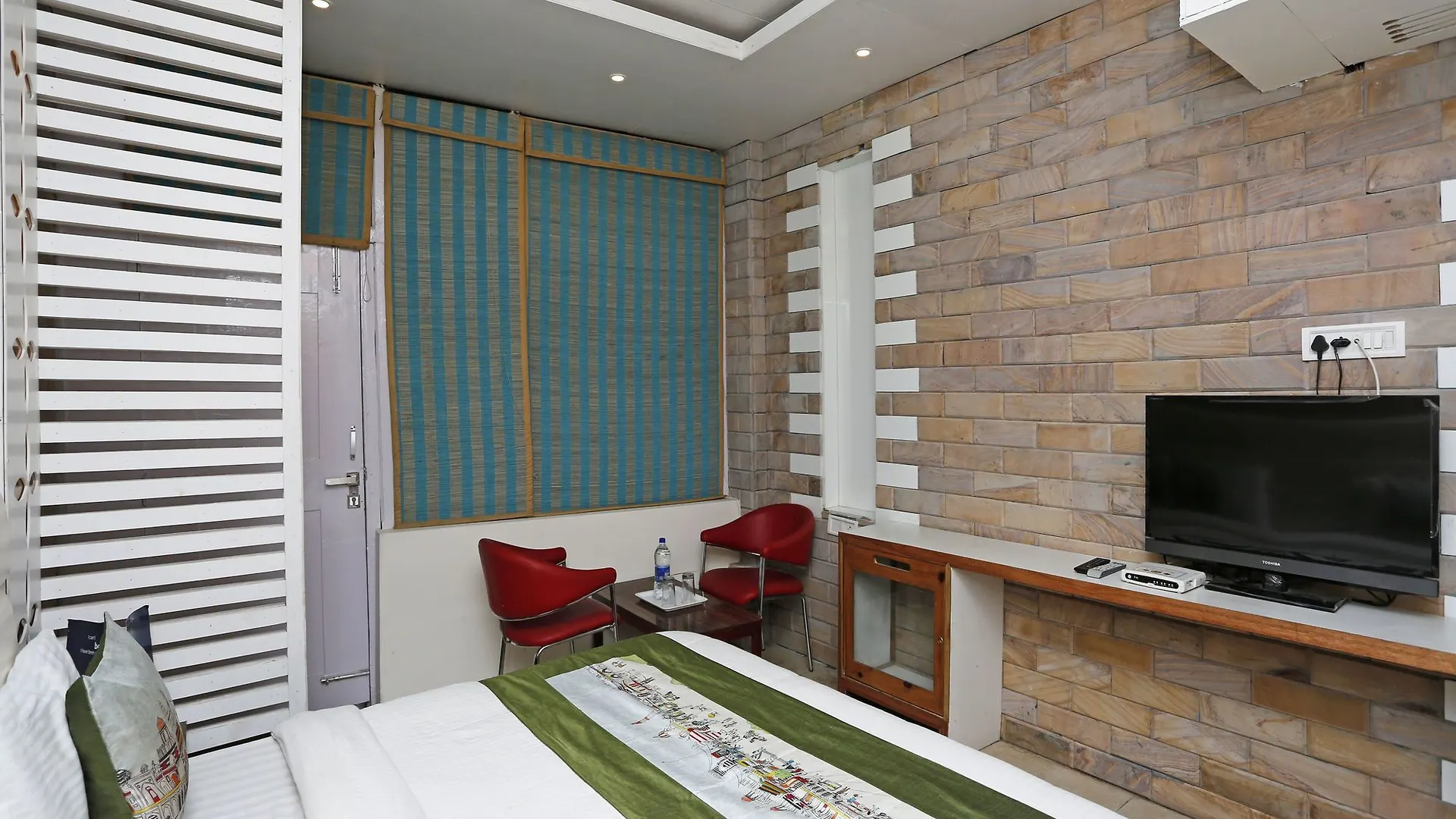 Hotel Oyo 3360 Near Victory Tunnel Shimla