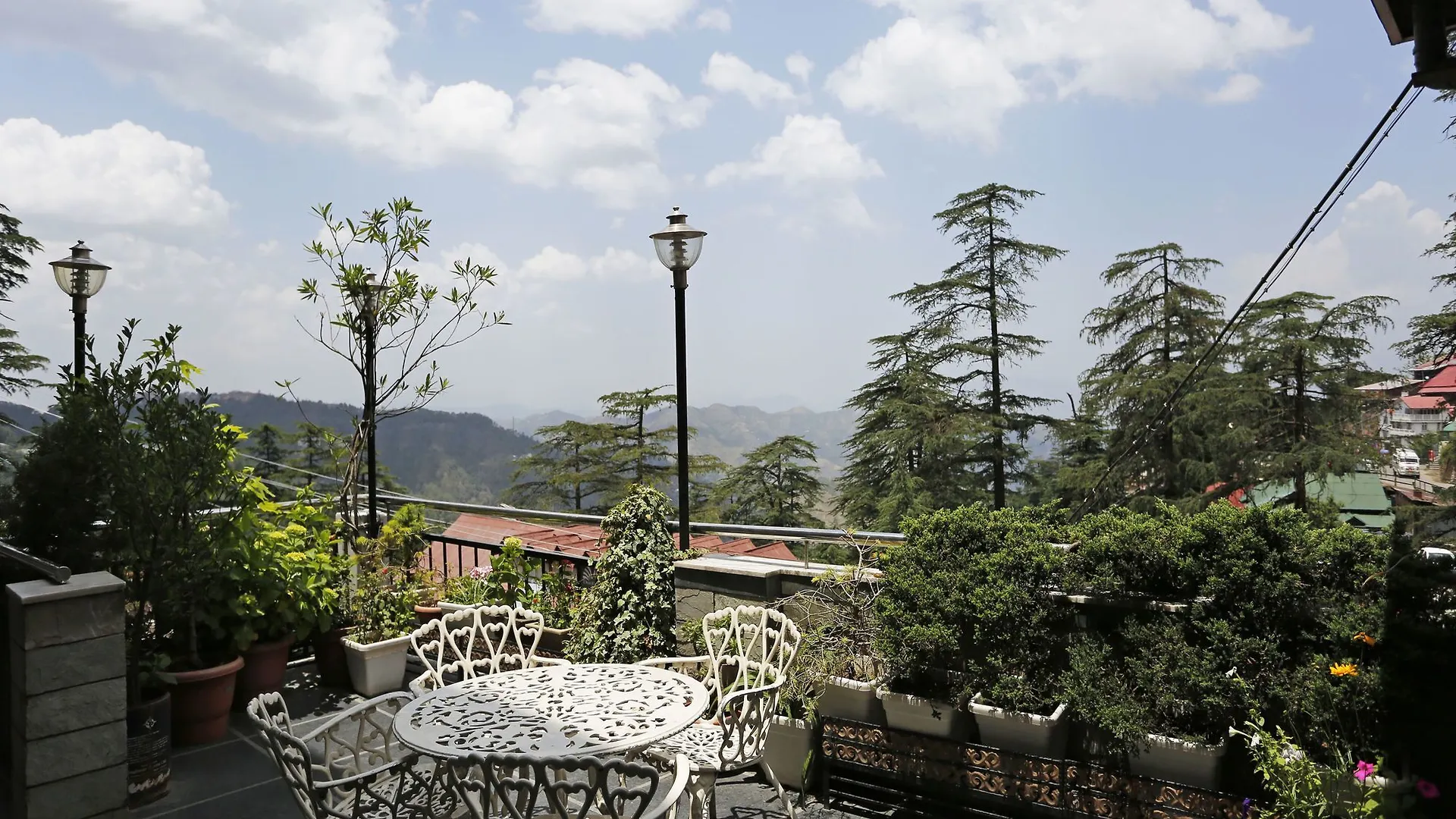 Hotel Oyo 3360 Near Victory Tunnel Shimla